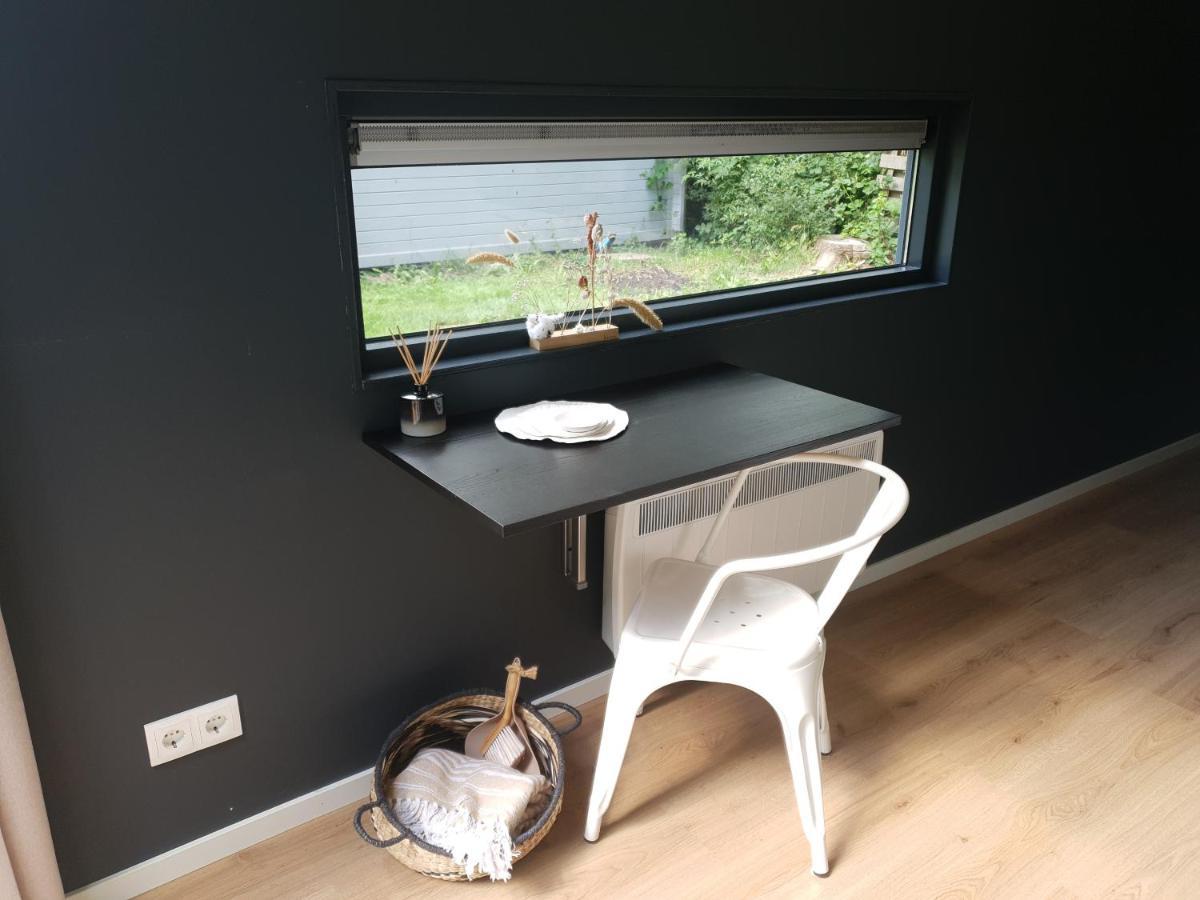 ElahuizenModern Tiny House Op Rustig Watersportpark别墅 外观 照片